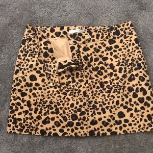 Liz Claiborne Leopard Print Active skort
